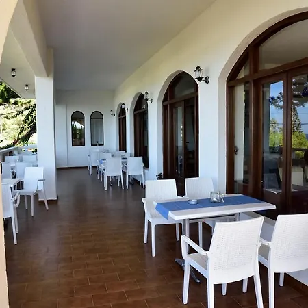 Hotel Dimitra Piskopianón
